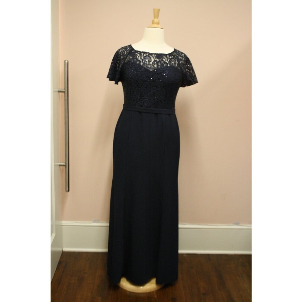 NWT Dessy Navy Long Crepe & Sequin Lace Flutter Sleeve Formal Dress Size 18